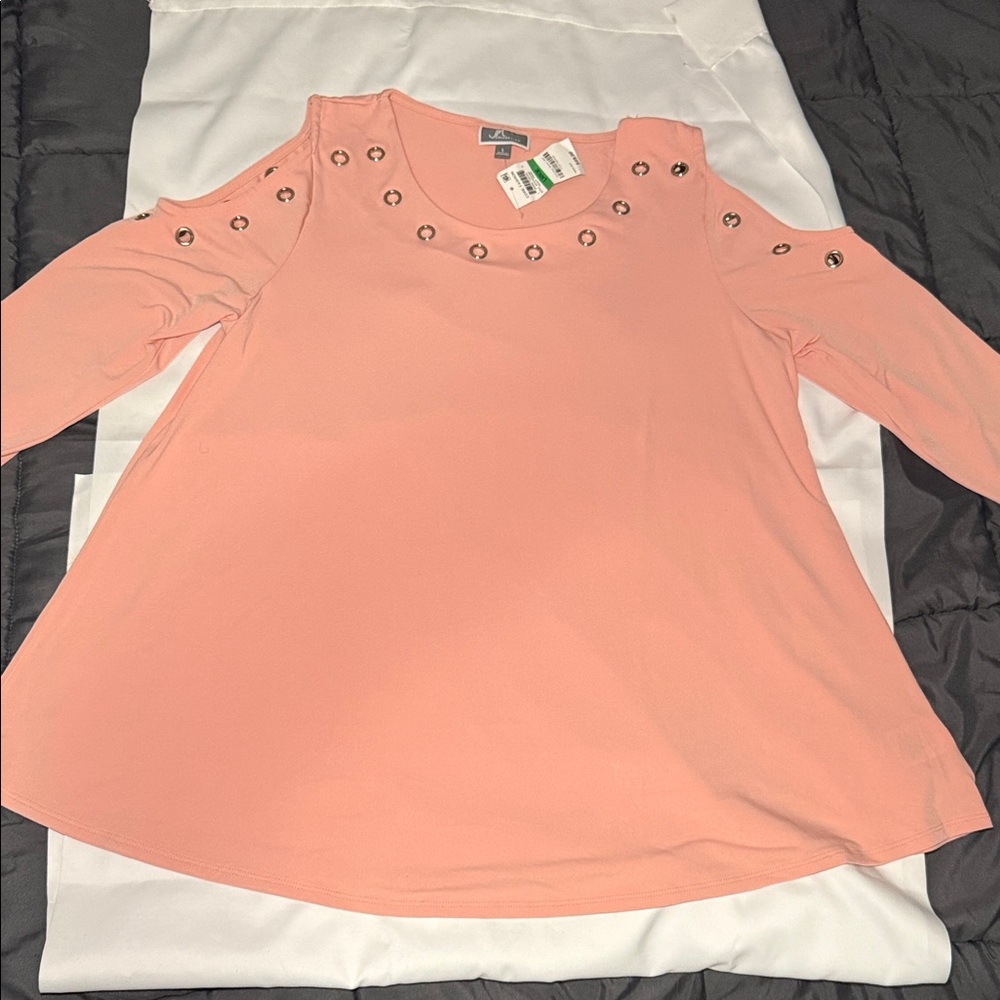 JM Collection Blush Cold Shoulder Blouse